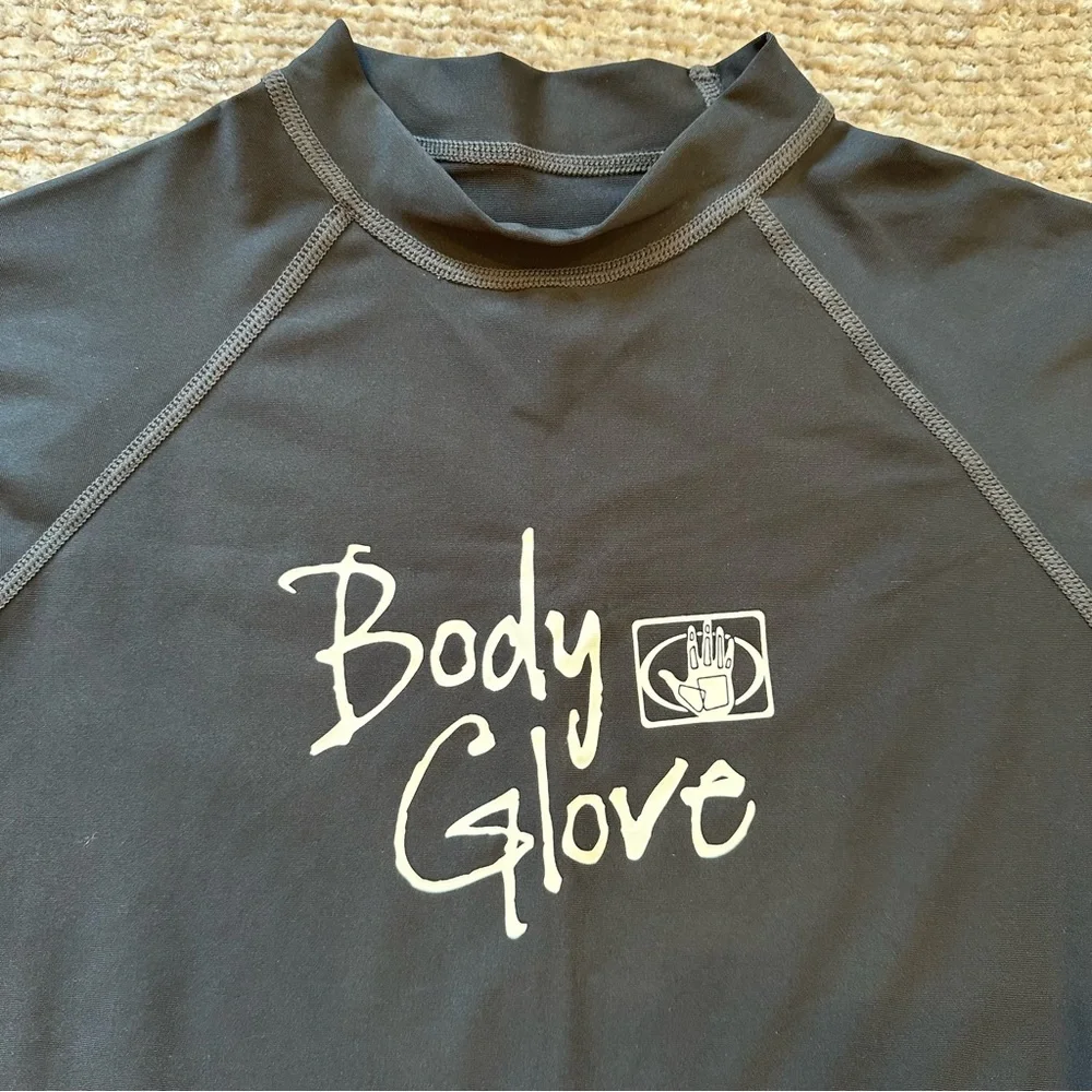 Body Glove Black Short Sleeve Rash Guard - Picture 10 of 10